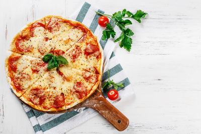 italian pepperoni pizza