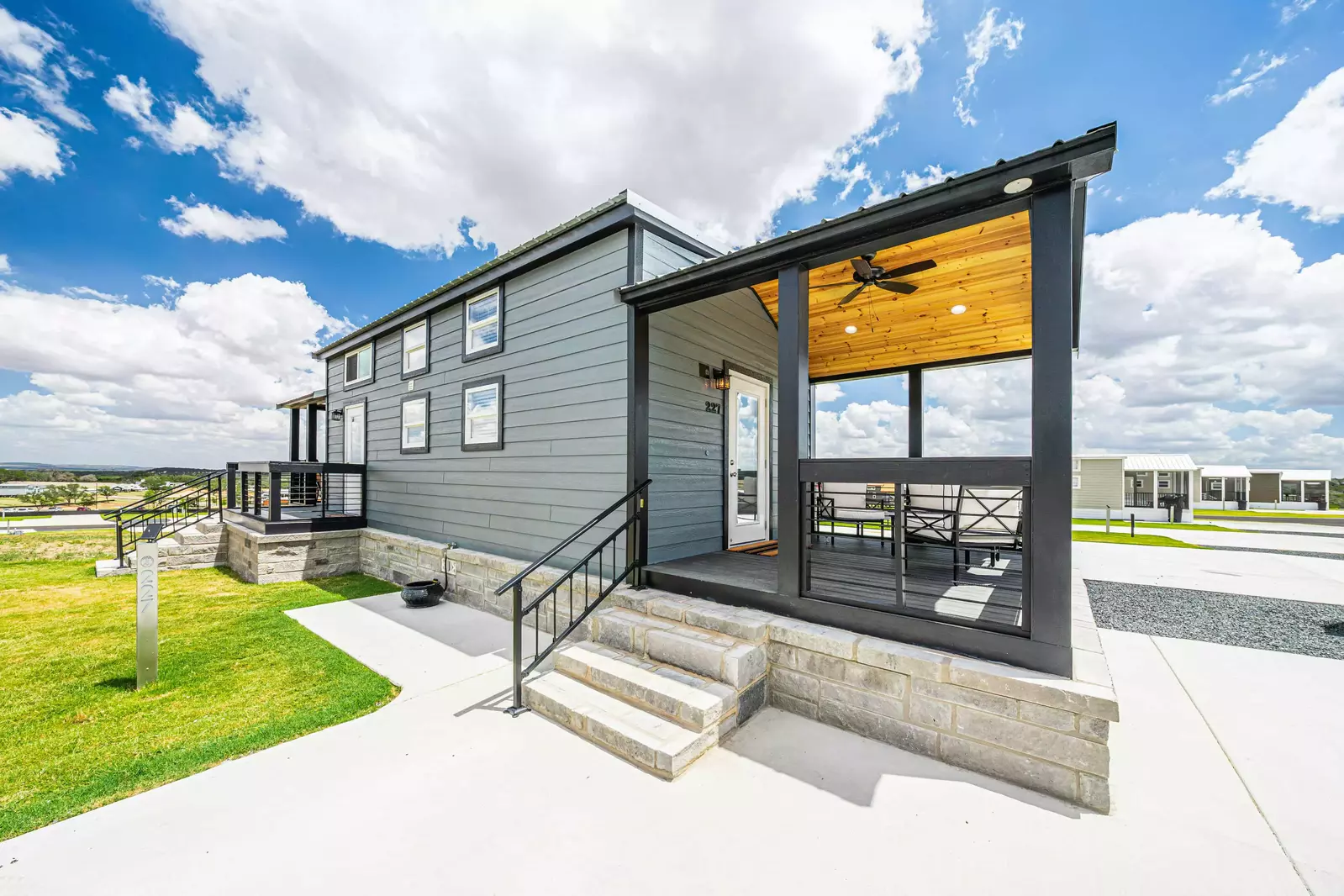 Tiny Home FF 227