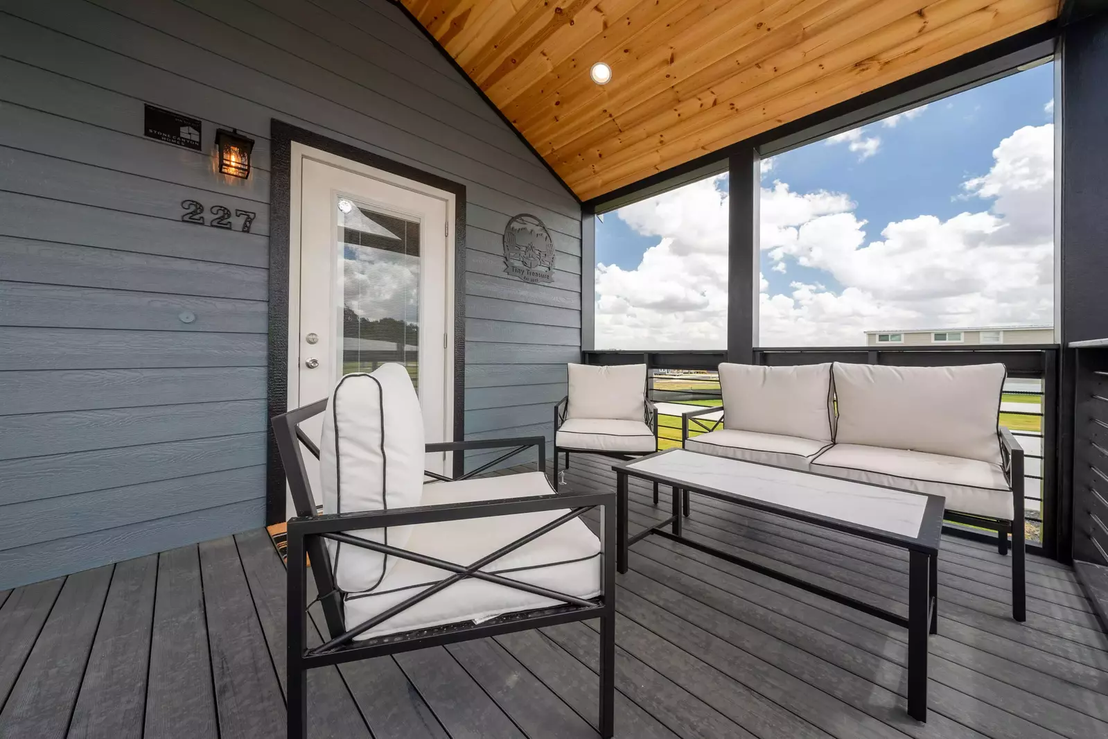 Tiny Home FF 227