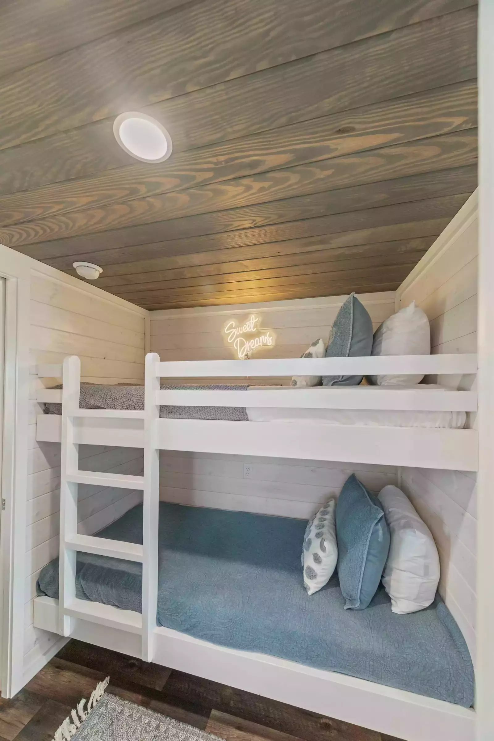 Tiny Home FF 172