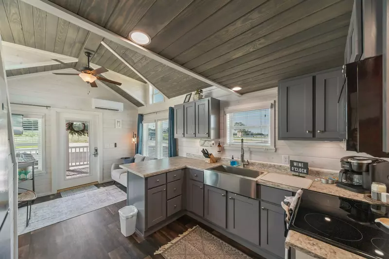 Tiny Home FF 172