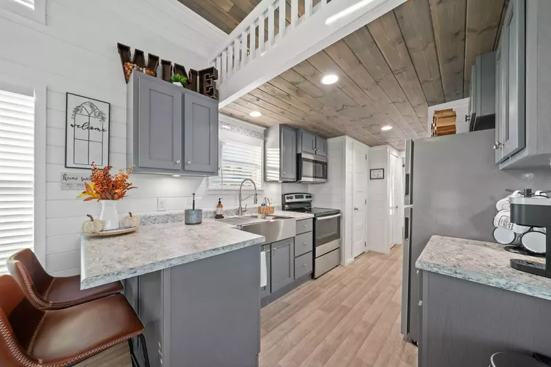 Tiny Home FF 183