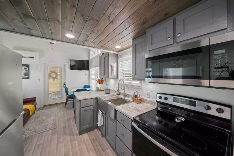 Tiny Home FF 183