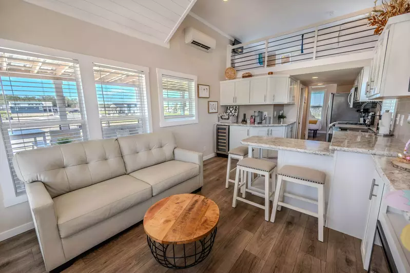 Tiny Home FF 187