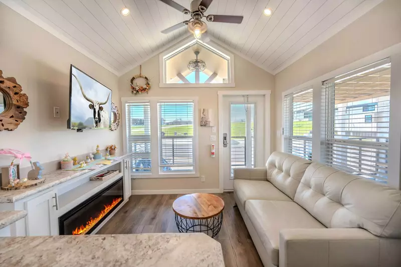 Tiny Home FF 187