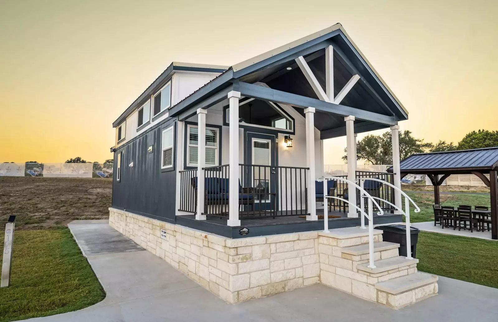 Tiny Home FF 195