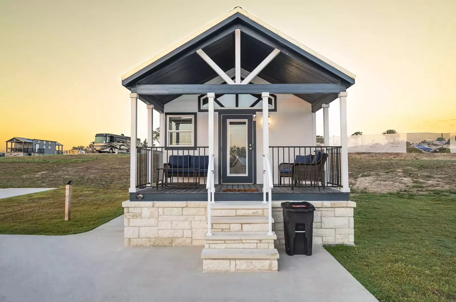 Tiny Home FF 195