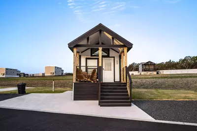 Tiny Home FF 200
