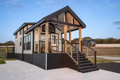 Tiny Home FF 200