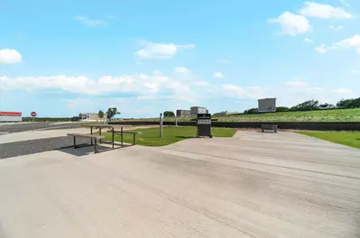 Deluxe Site FF 202