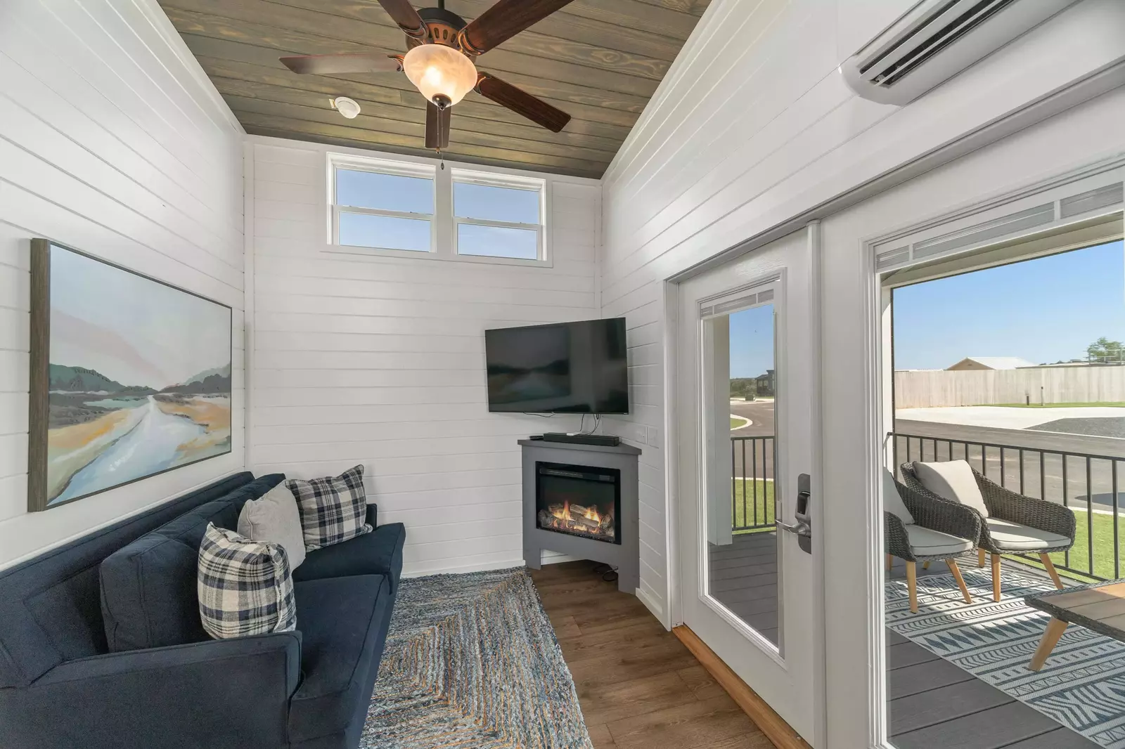 Tiny Home FF 224