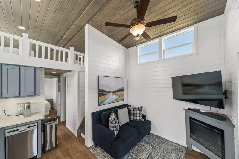 Tiny Home FF 224