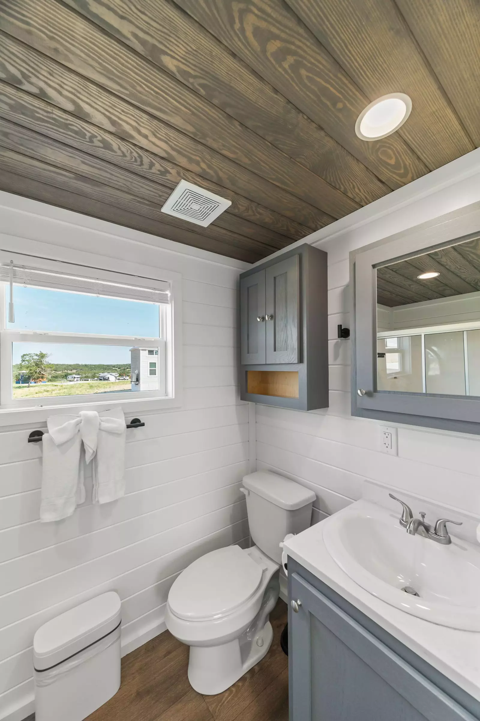 Tiny Home FF 224
