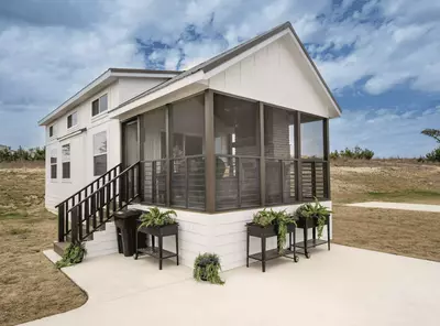 Tiny Home FF 153