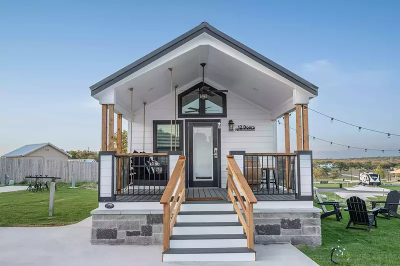 Tiny Home FF 192
