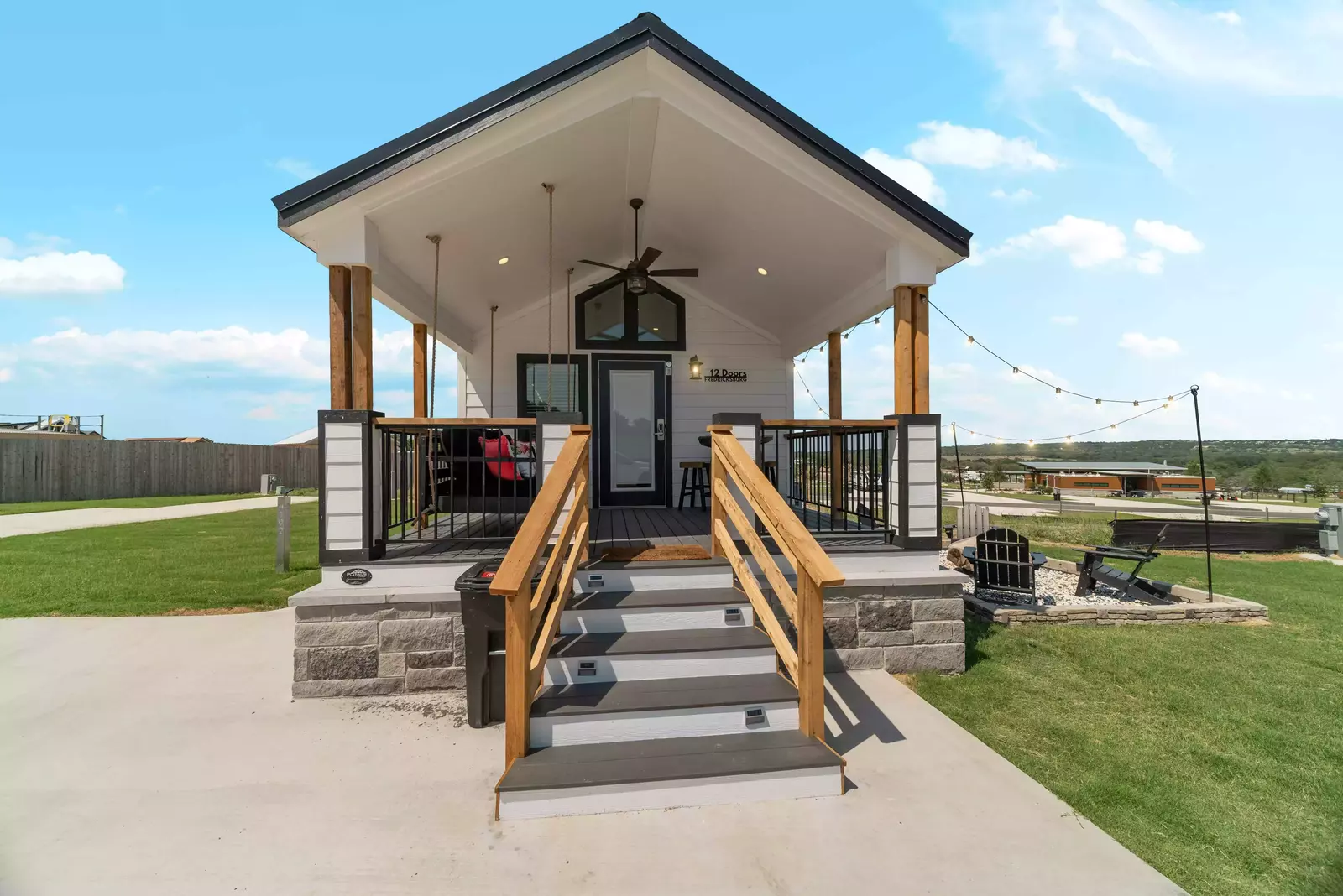 Tiny Home FF 192