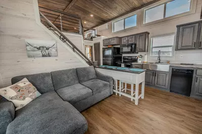 Tiny Home FF 193