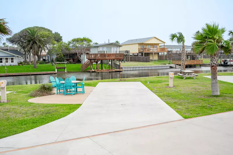 Executive Montego Cove - 8