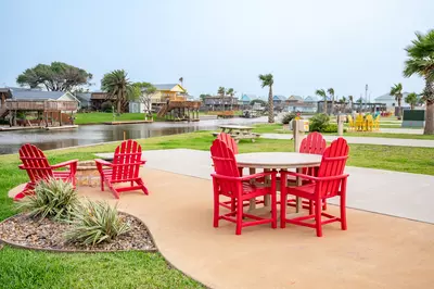 Executive Montego Cove - 13