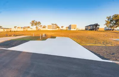 Deluxe Site FF 213
