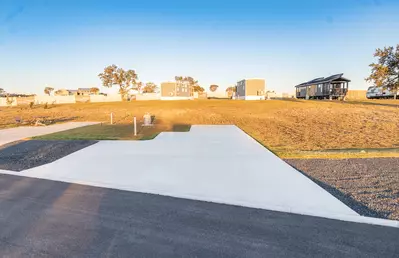 Deluxe Site FF 213